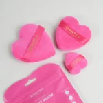 Set de Borlas Corazón para Maquillaje X3 Montoc - Imagen 2